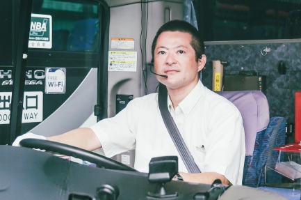 バス運転士の業務風景